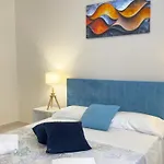 Luxurious Lucia Sea View アパート *