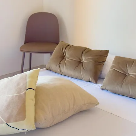 Апартаменты Luxurious Lucia Джардини-Наксос