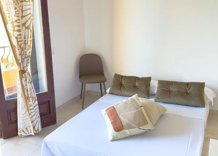 Luxurious Lucia * Giardini Naxos