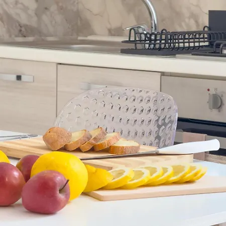 아파트 Luxurious Lucia Sea View 지아르디니낙소스