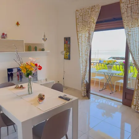 Appartamento Luxurious Lucia Sea View